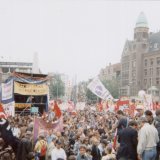 Protest Eurotop. Euromarsen met 50.000 mensen uit heel Europa op de Dam