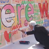 2007 Muurschildering tegen de G8 op het Museumplein tijdens Top van Onderop